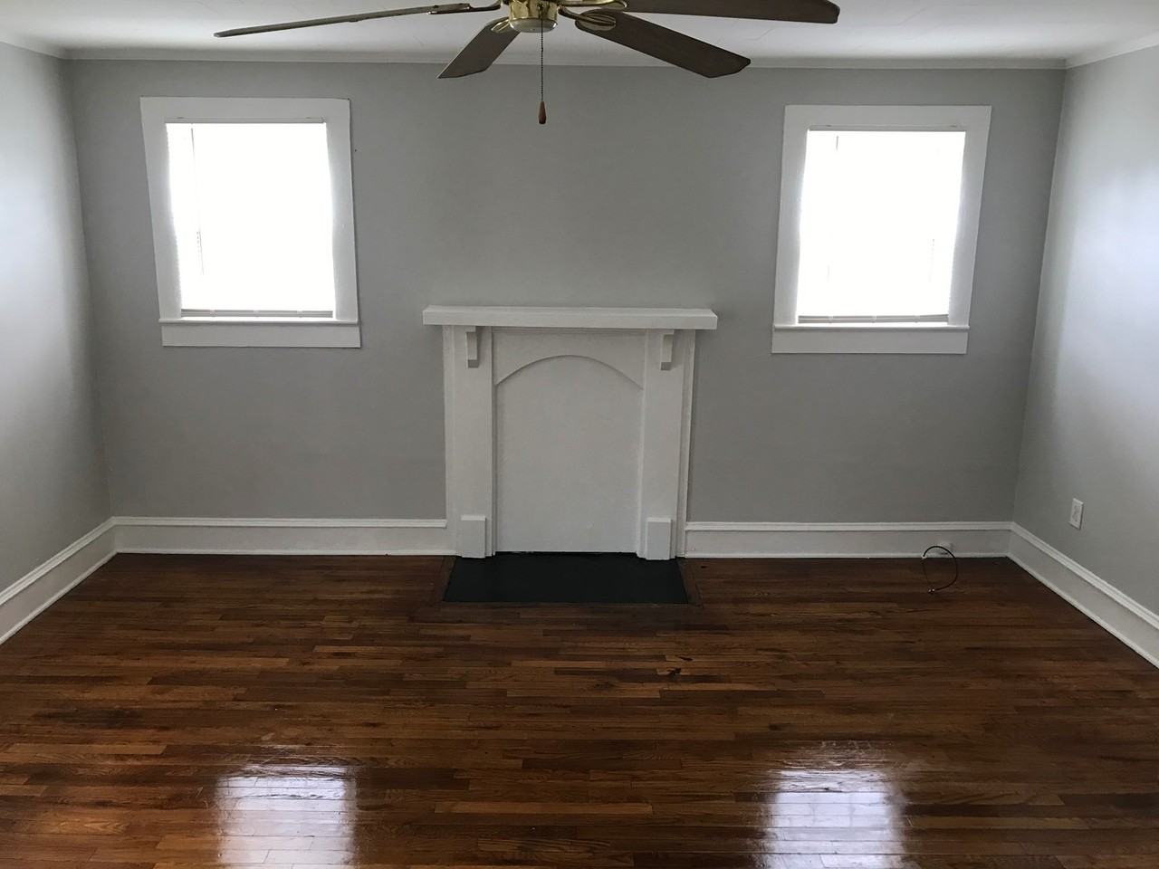 912 N Main St - Photo 3 of 14