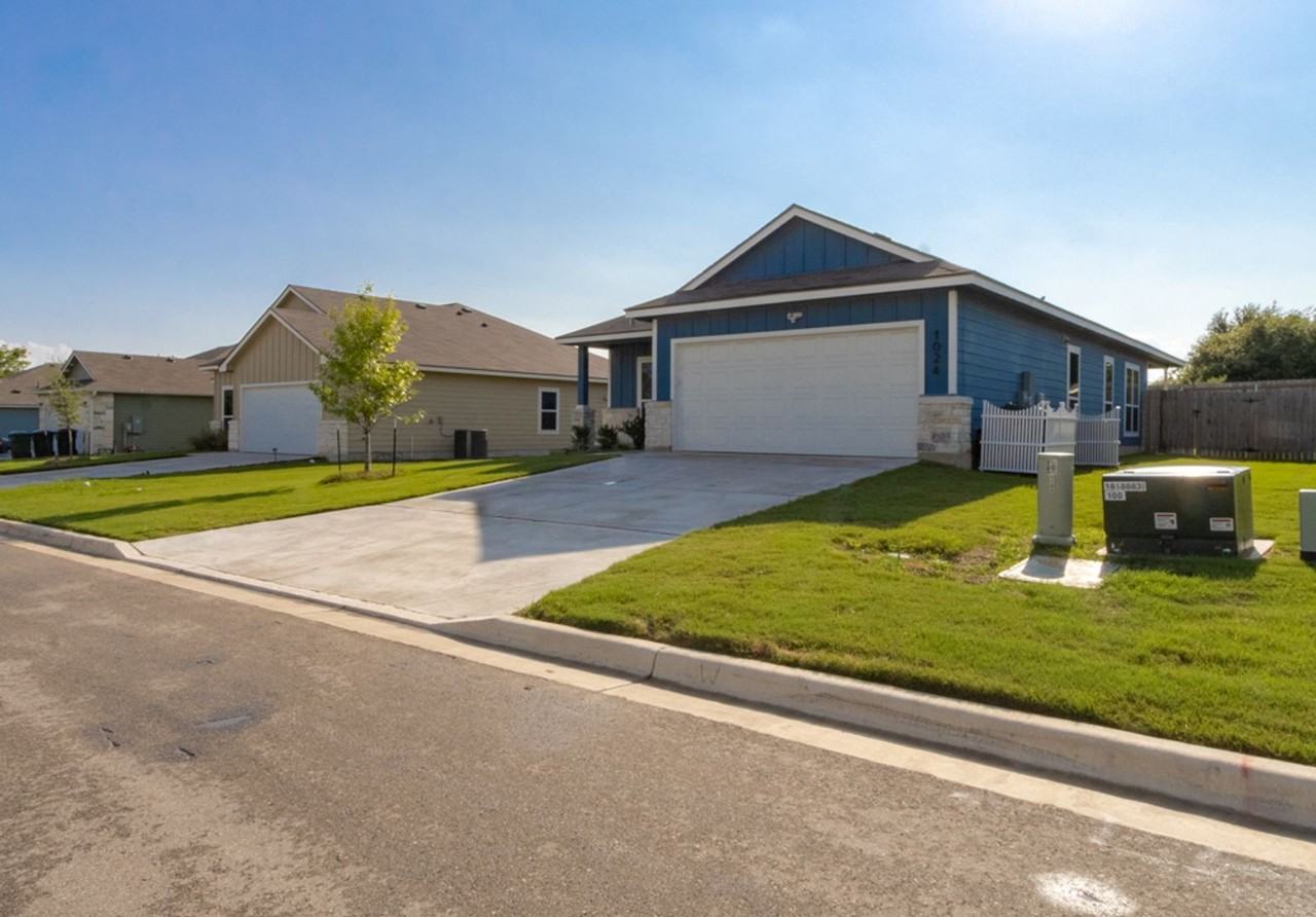 1024 Monte Verde Dr - Photo 3 of 27