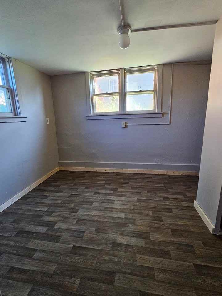 JGOFF 800 N Lake - Photo 3 of 6