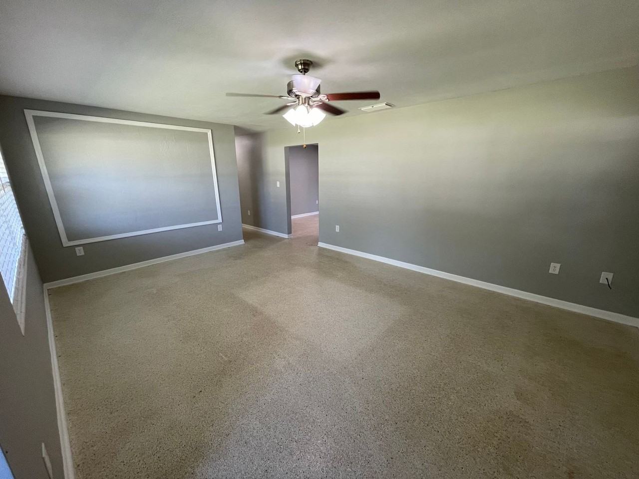 37440 Oak Ln - Photo 2 of 22