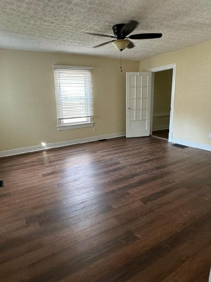 123 William St - Photo 4 of 20
