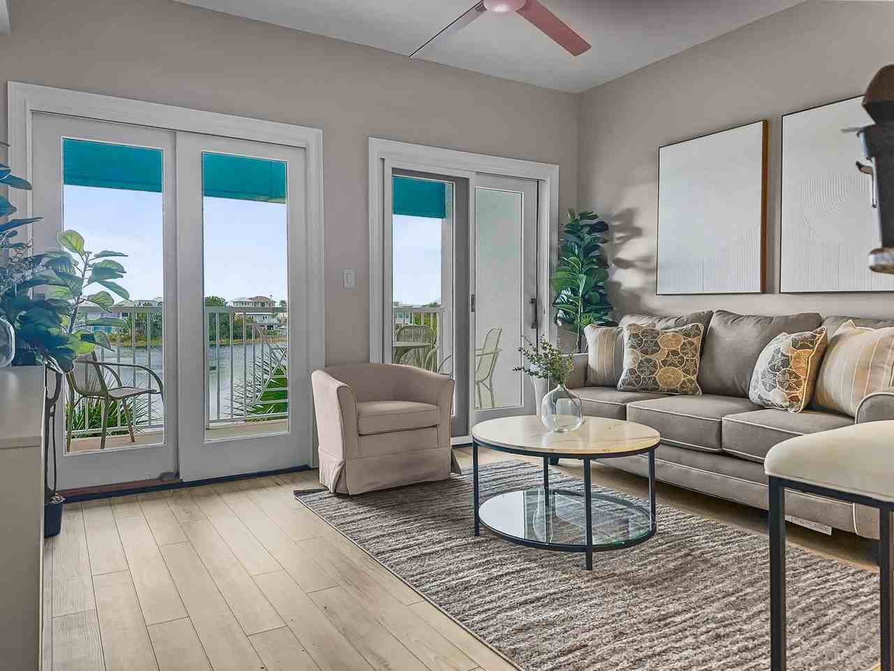 114 Carillon Market St #305 - Photo 3 of 24