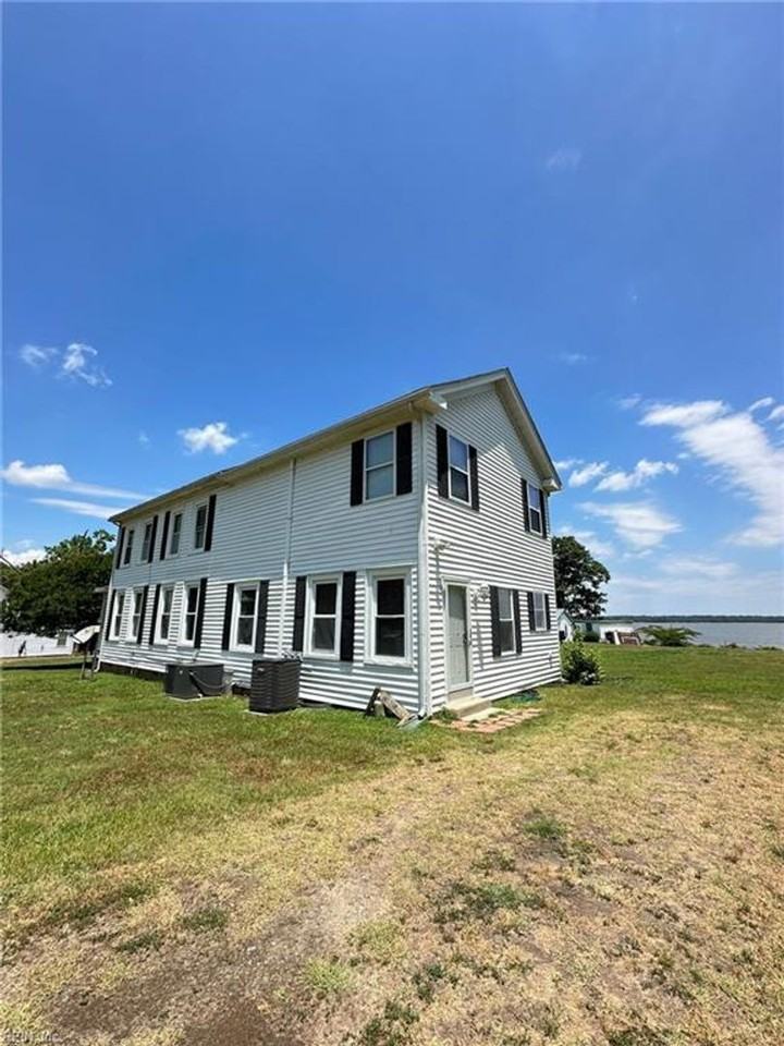 149 Chanco Dr - Photo 2 of 28