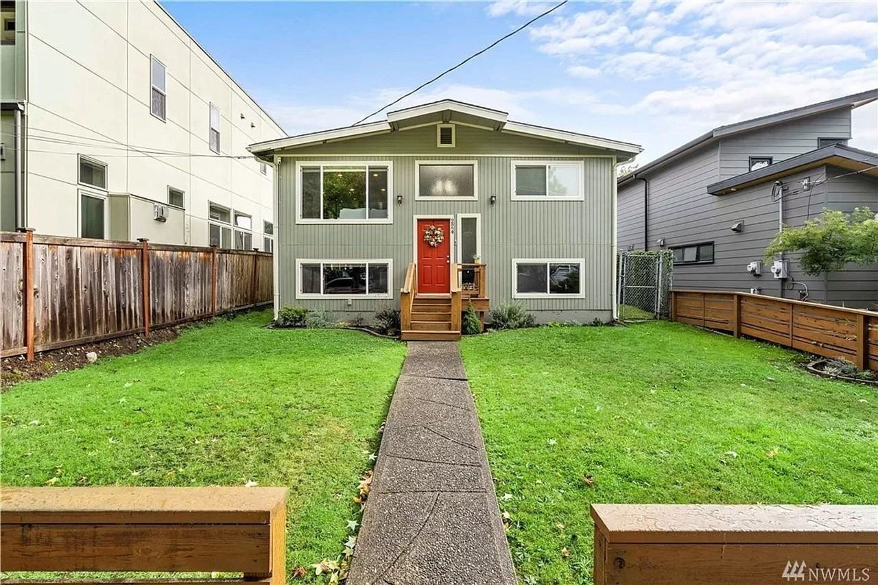 224 Martin Luther King Jr Way E - Photo 2 of 26