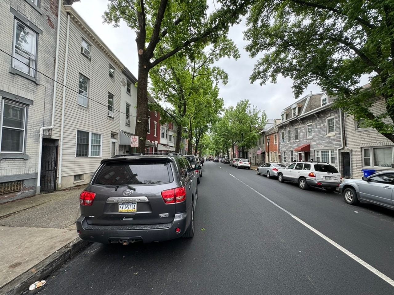 207 S 4th Street - Photo 2 of 5