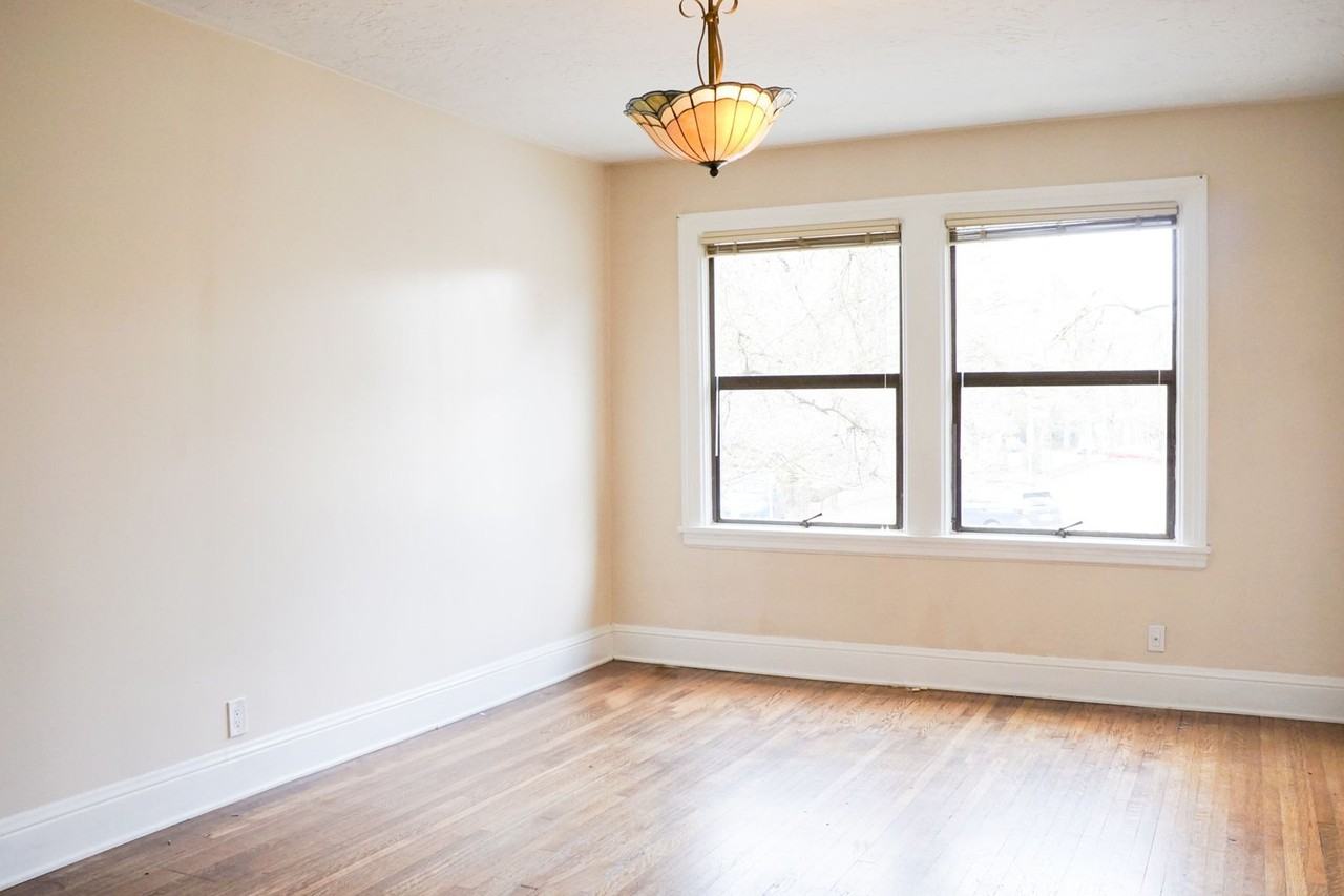 130 Nw 19th Ave #109 - Photo 3 of 12