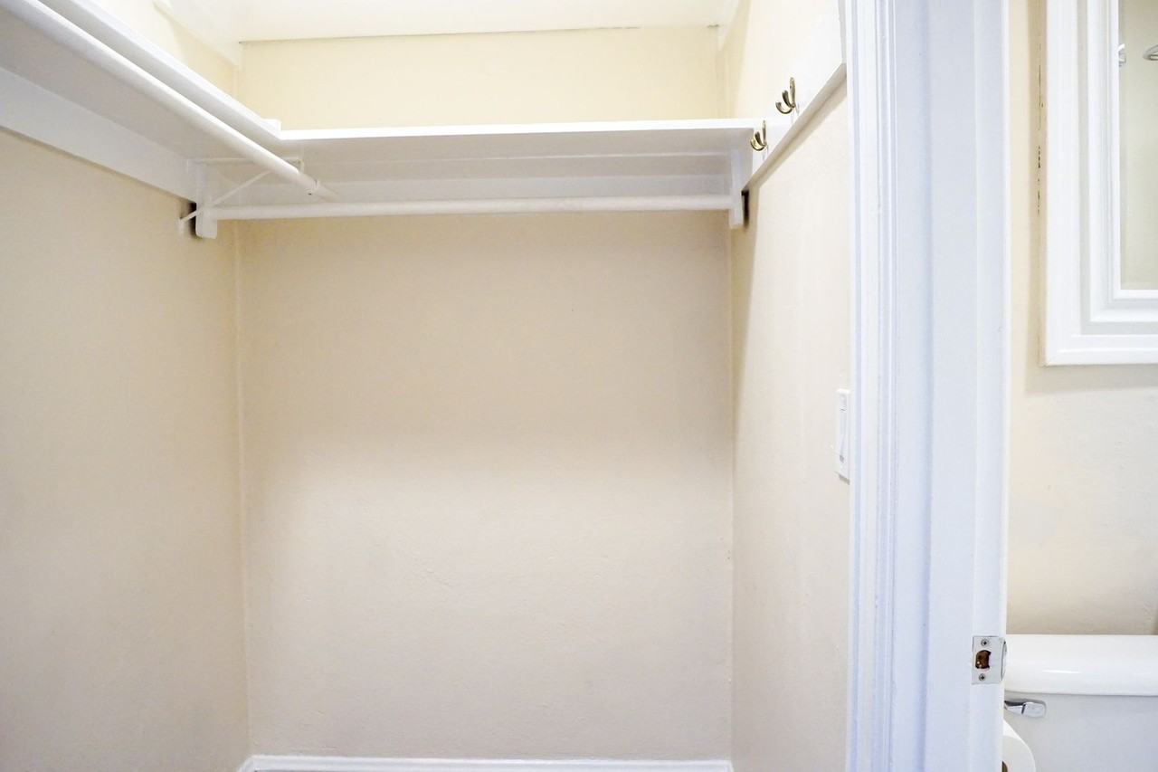 130 Nw 19th Ave #109 - Photo 6 of 12