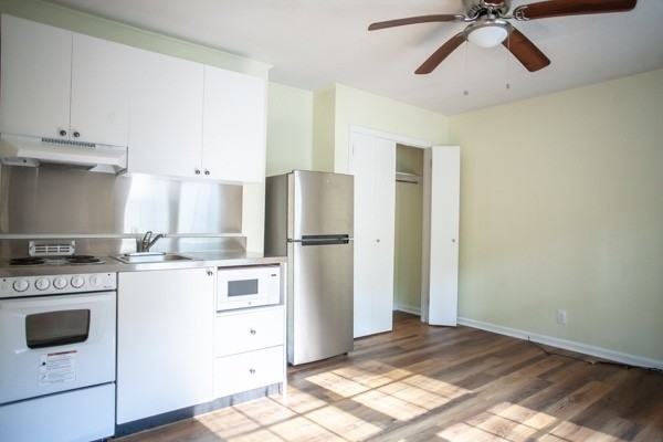 810 Old Pittsboro - Photo 2 of 9