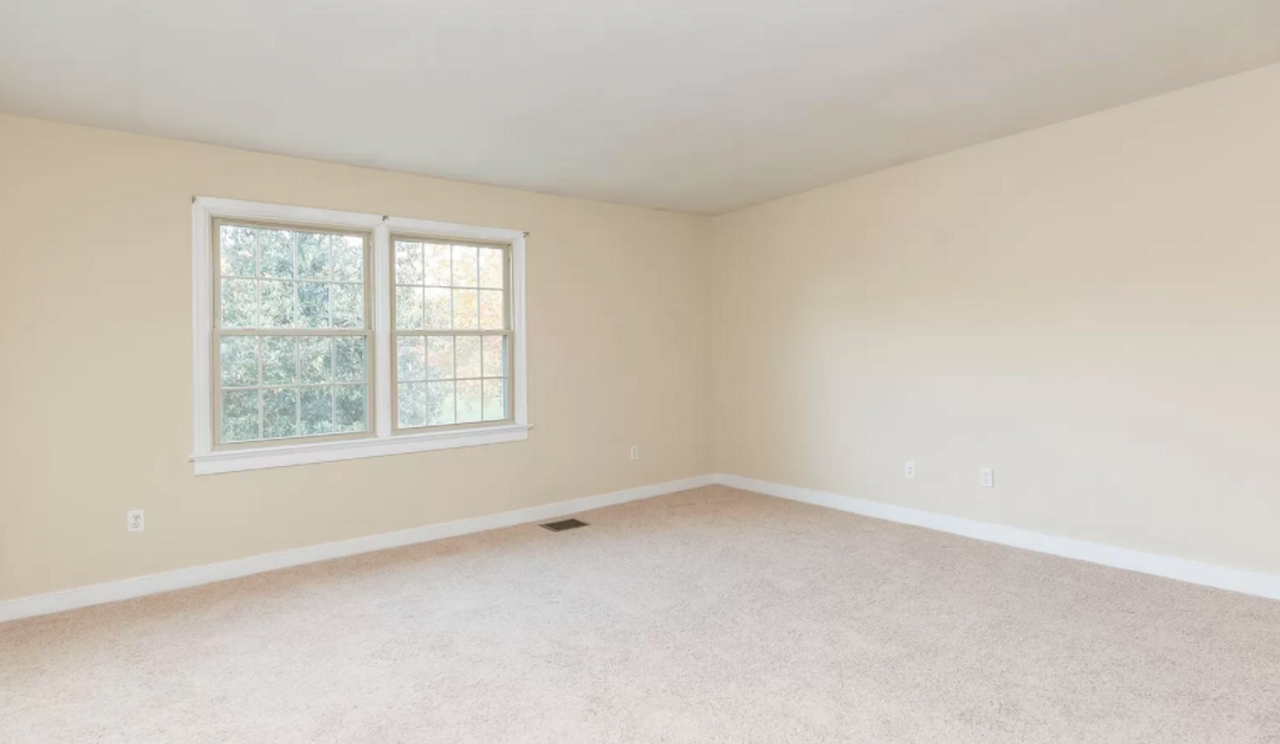 2180 Kingsbrook Dr - Photo 5 of 13