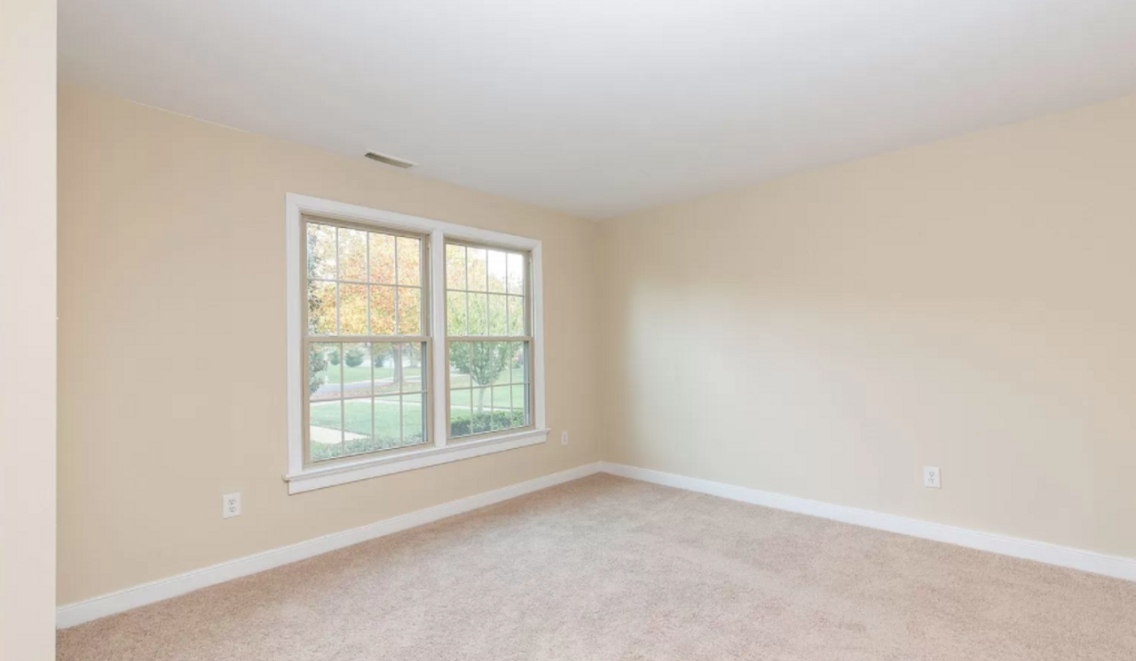 2180 Kingsbrook Dr - Photo 6 of 13