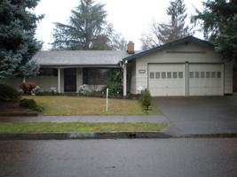 featured image of 371 Ivanhoe Ave