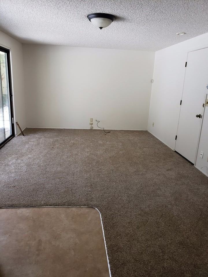 371 Ivanhoe Ave - Photo 6 of 14