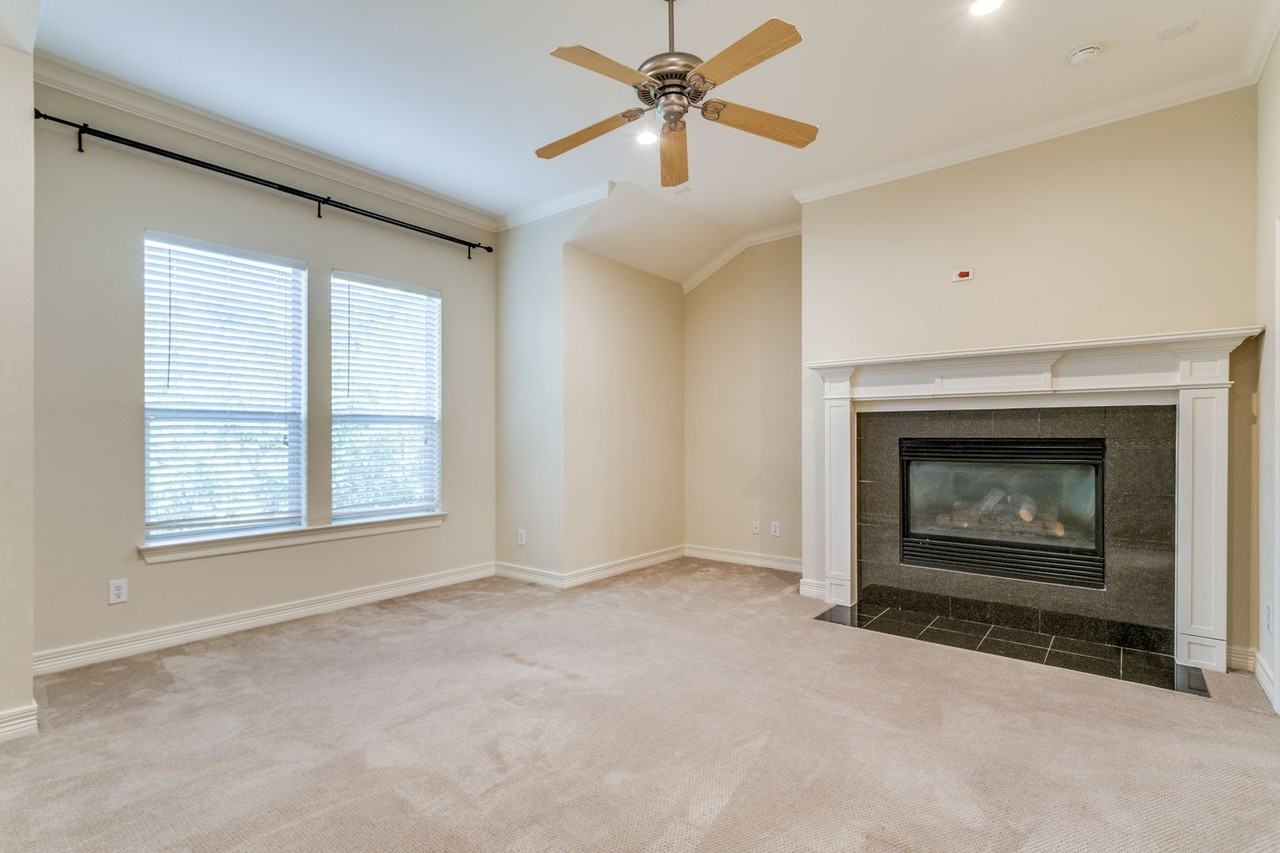 2502 Worthington St - Photo 4 of 12