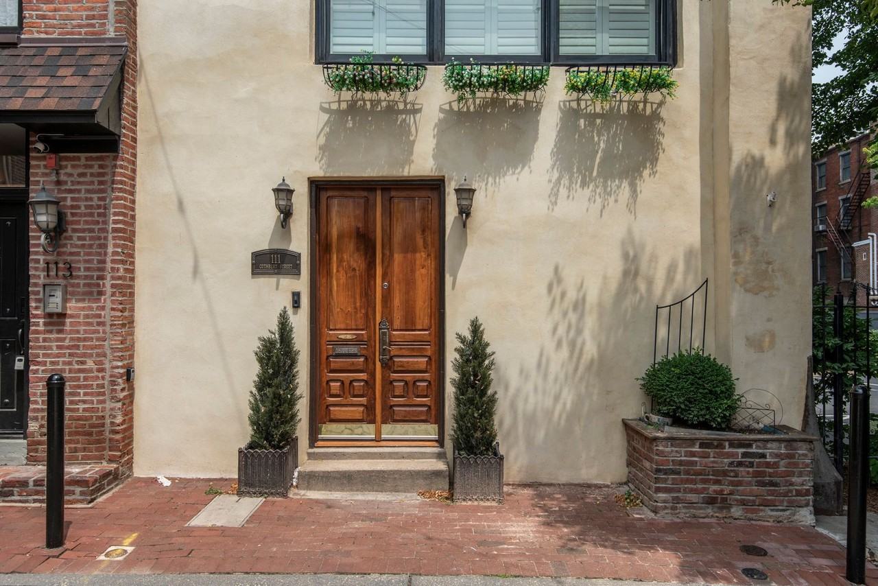 111 Cuthbert St - Photo 4 of 42