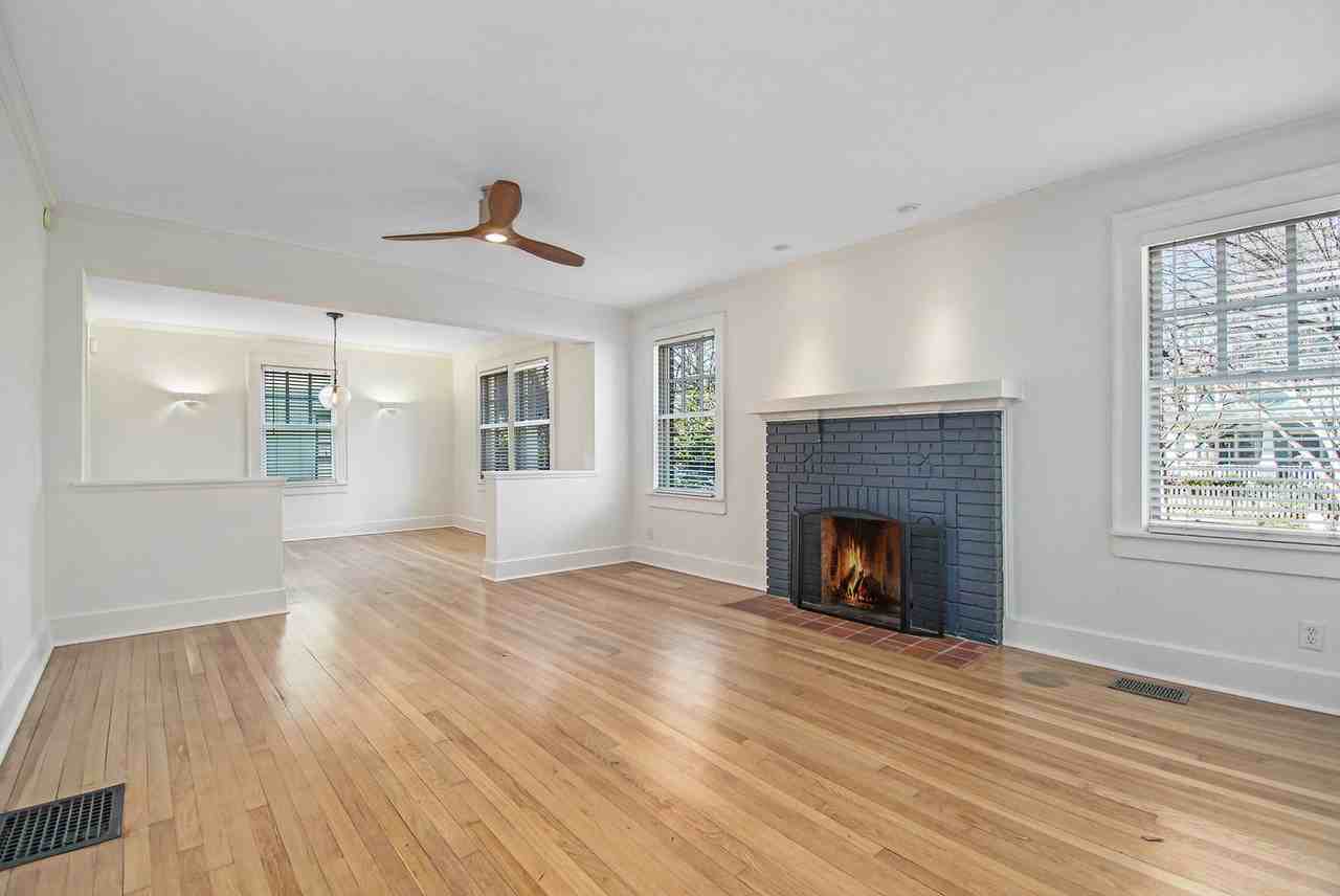 476 Hemlock Cir Se - Photo 2 of 19