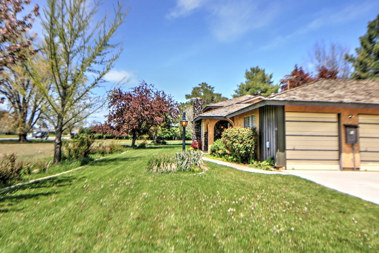 190 N 1600 W - Photo 2 of 24