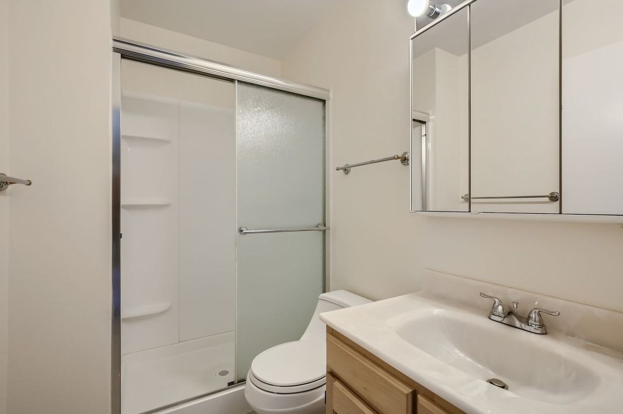 1538 Chambers Dr - Photo 6 of 18