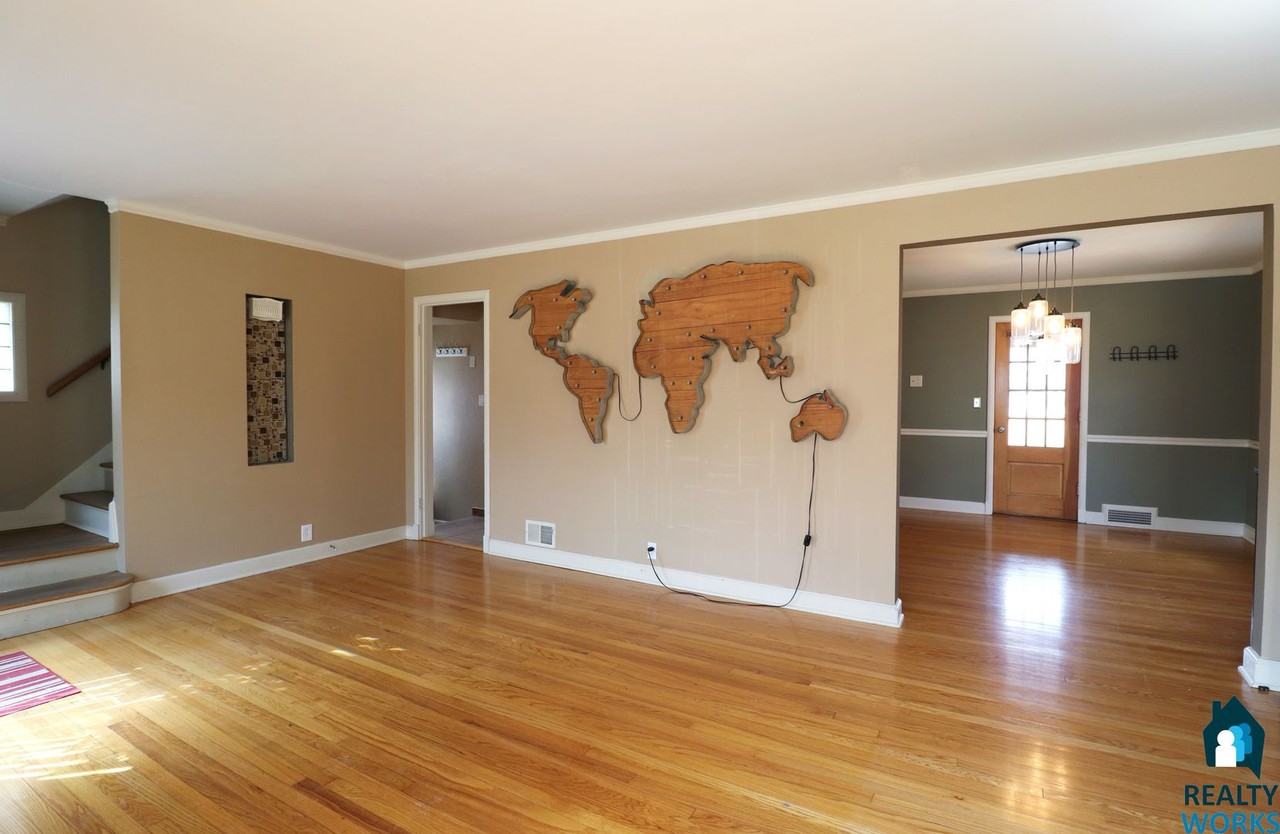 1730 High St - Photo 3 of 21