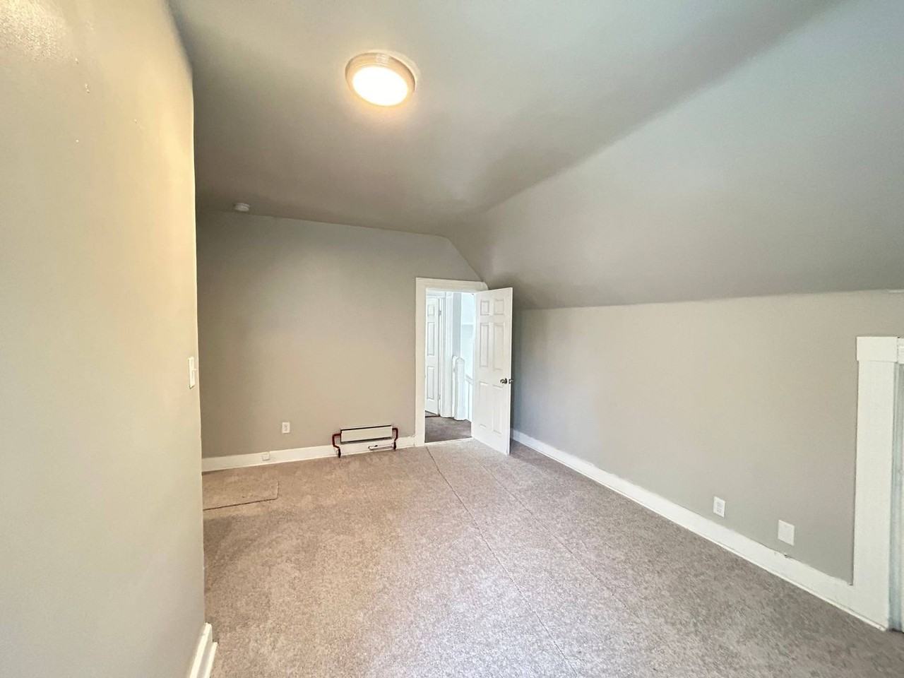 3553 Bevis Ave - Photo 3 of 8