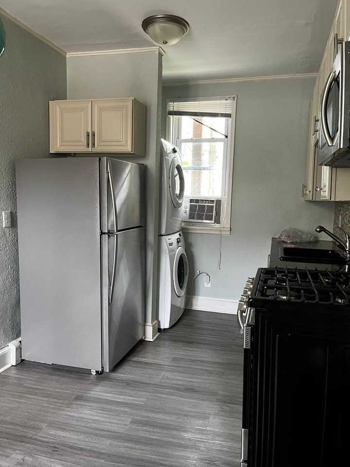 2228 5th St NE, Minneapolis, MN 55418 (4 - Photo 3 of 26