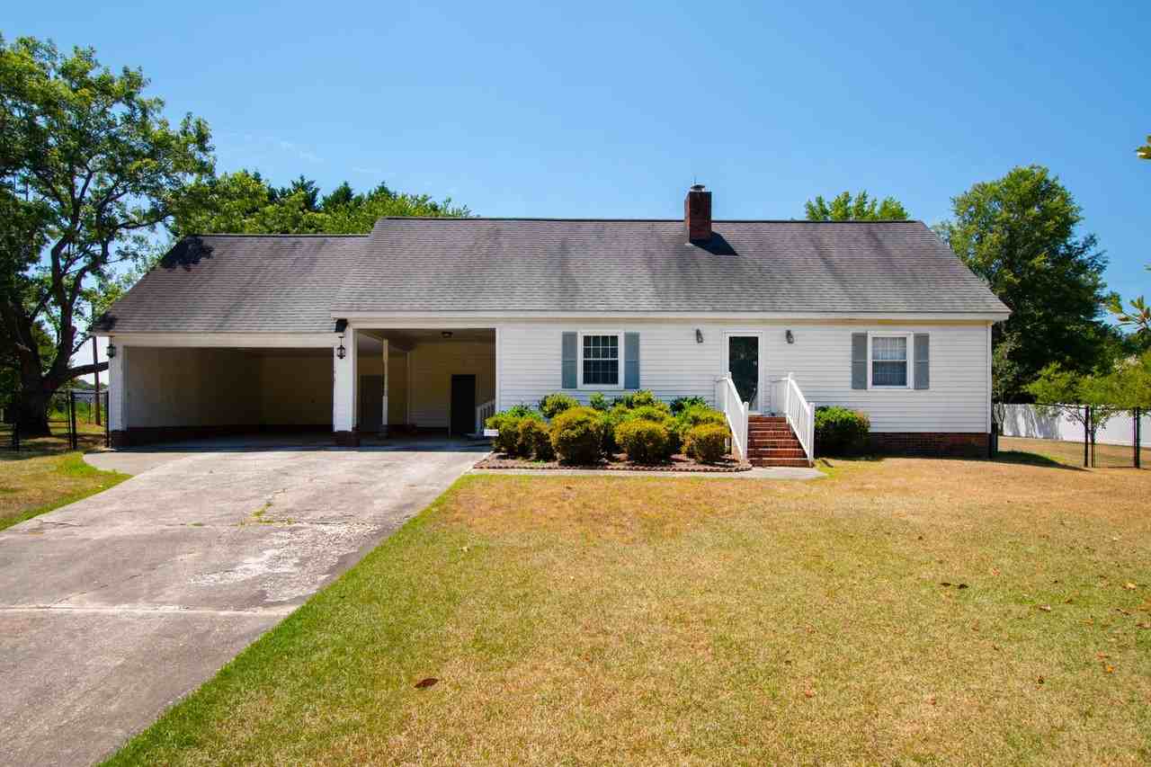 1440 Guffy Dr - Photo 2 of 35