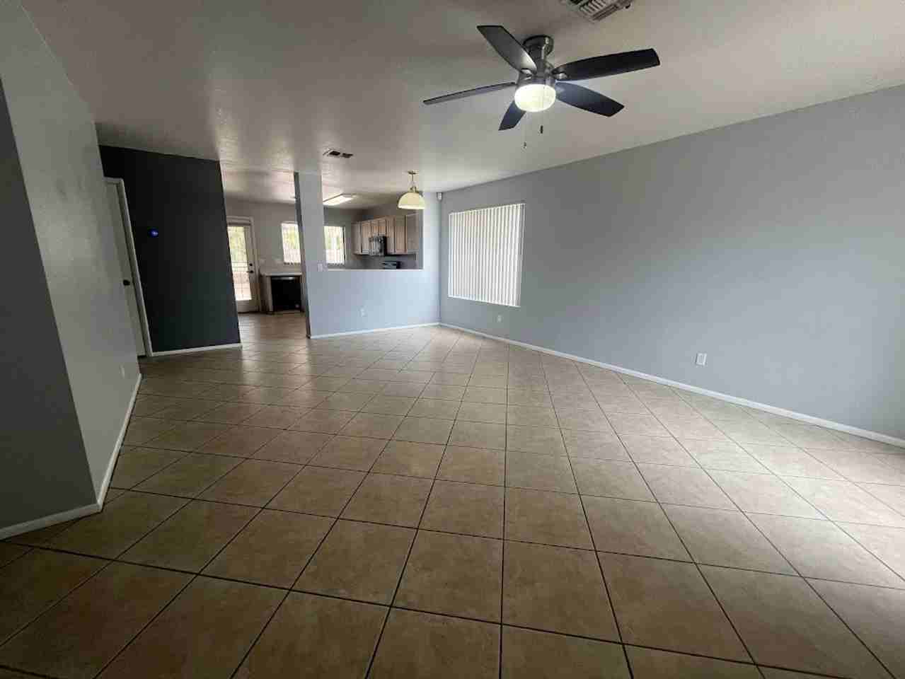 4518 North 84th Avenue - Photo 3 of 23