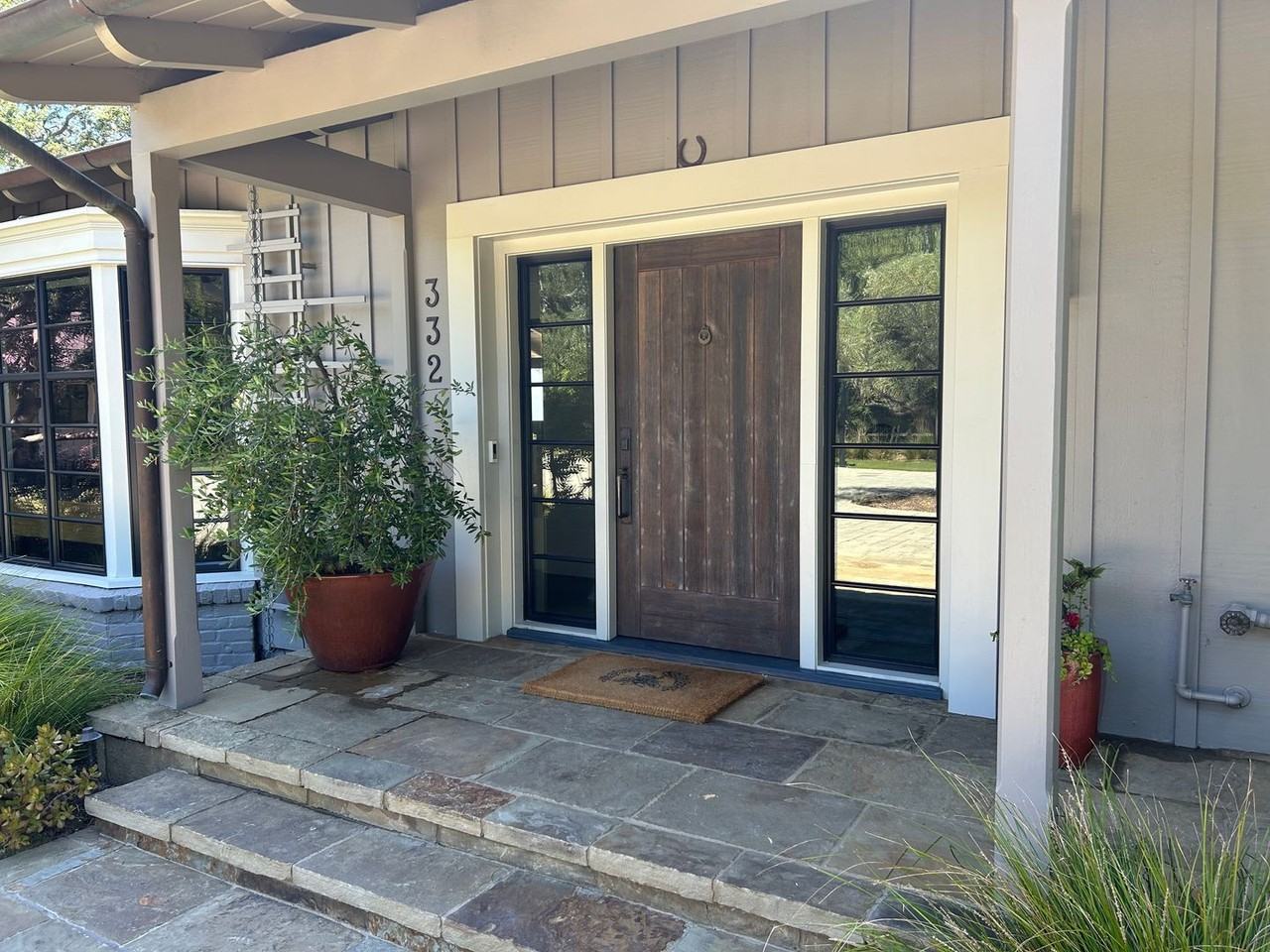 332 Westridge Dr - Photo 3 of 46