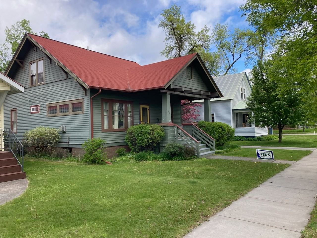 414 Columbia Ave - Photo 4 of 32