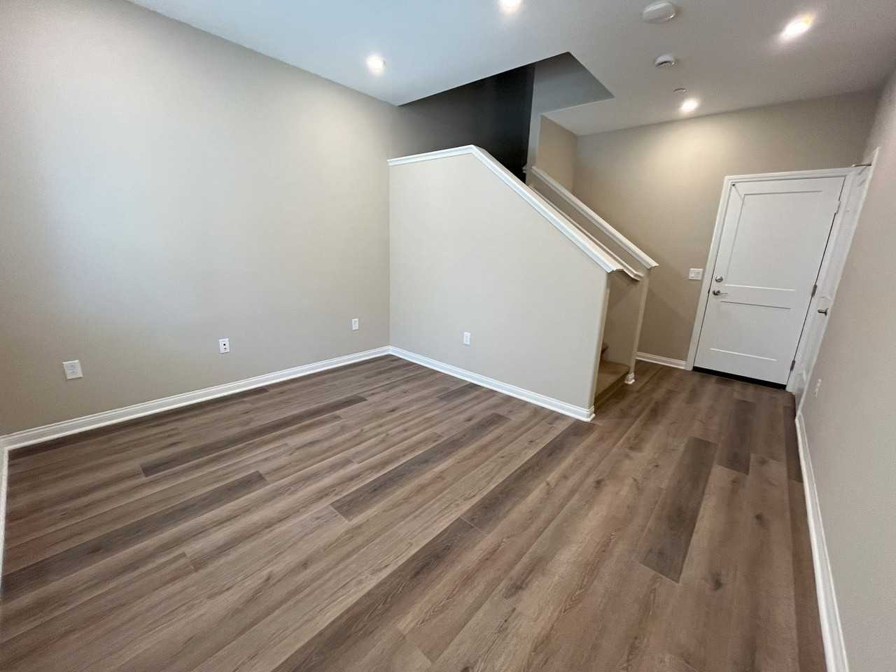 1797 Laurelwood Way - Photo 3 of 23