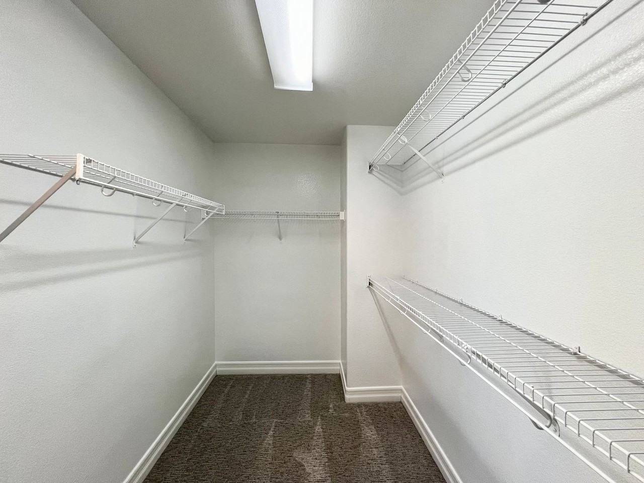 4212 Cape Eagle Ave - Photo 7 of 14