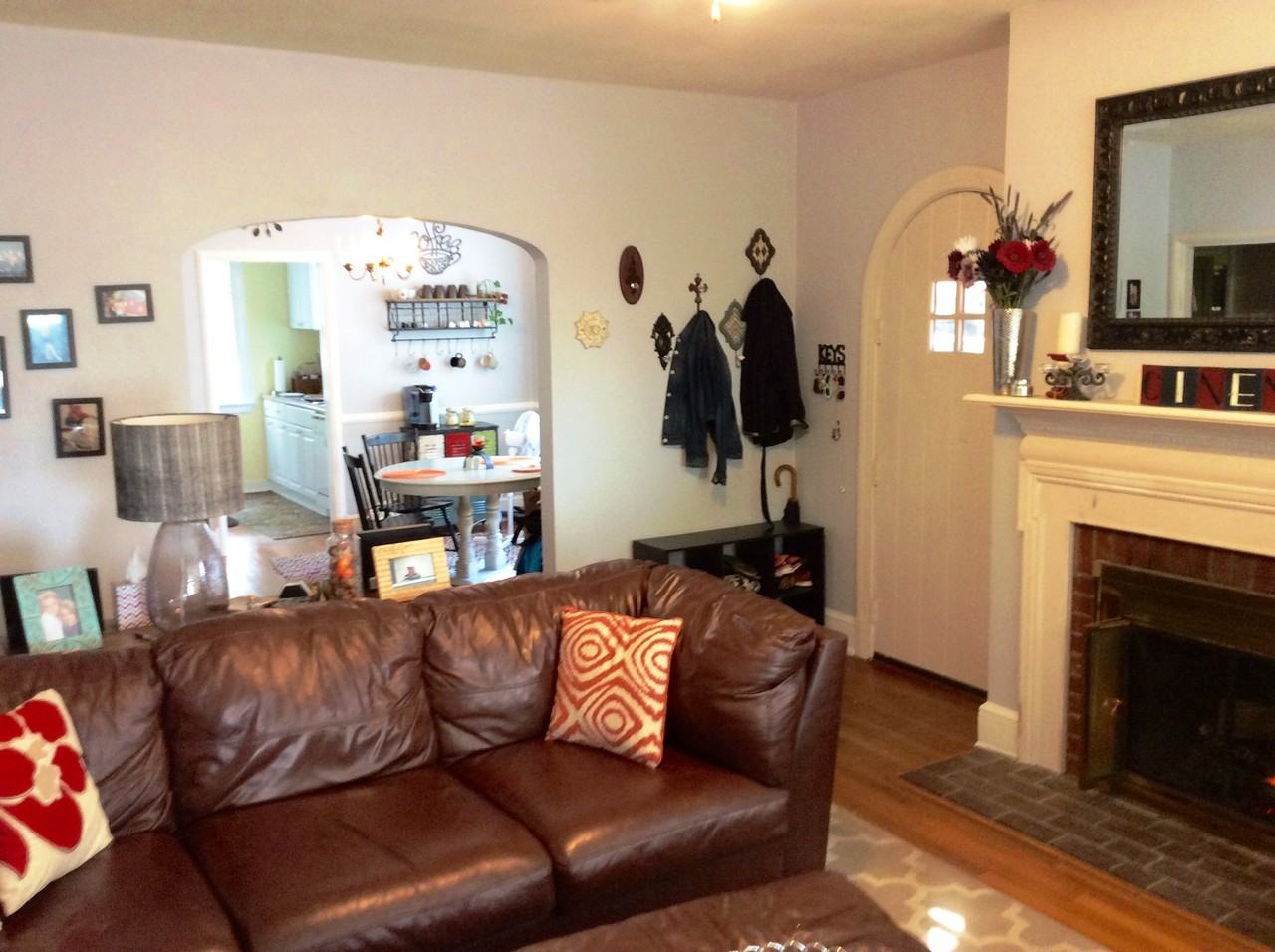 4928 Bromley Ln - Photo 3 of 26