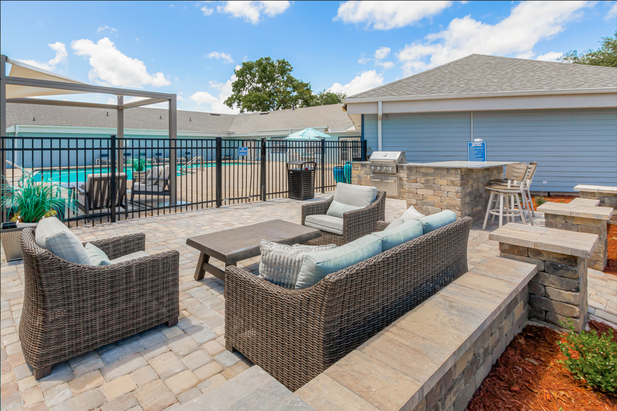 Portofino Club - Photo 4 of 18