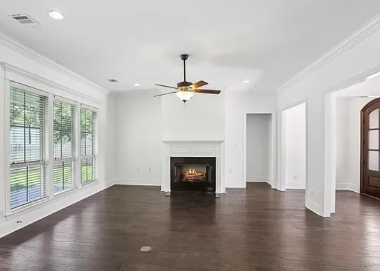 12086 Amsterdam Ave - Photo 2 of 17