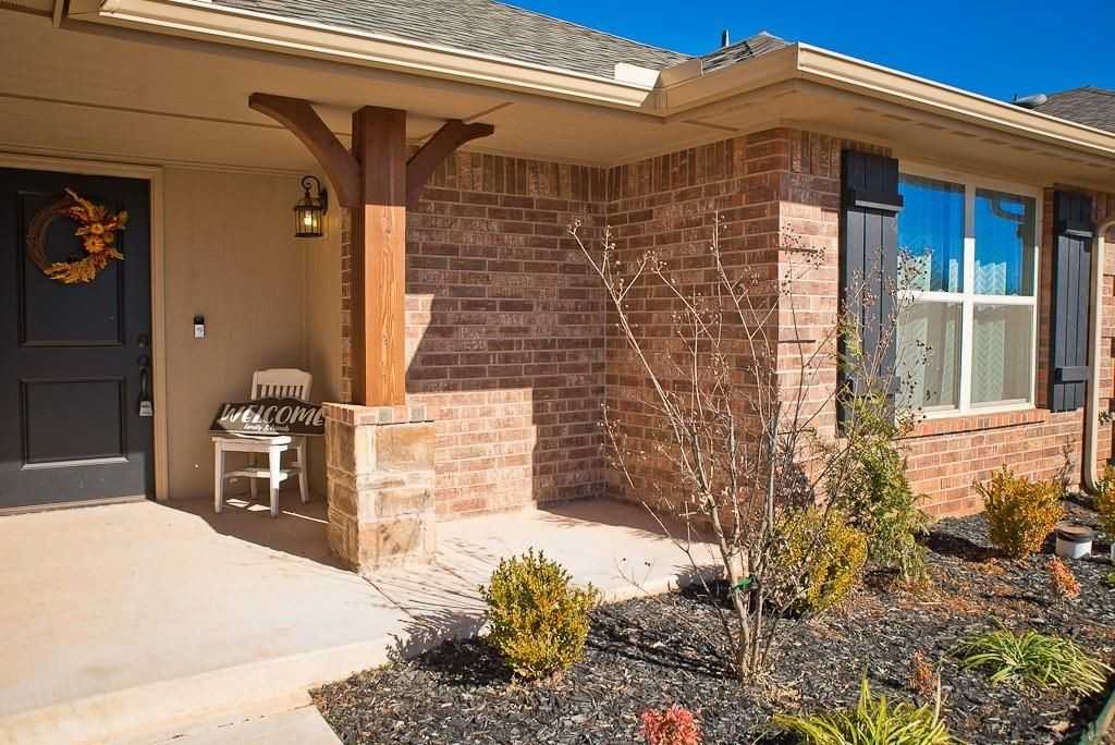3913 Caraway Ln - Photo 2 of 12