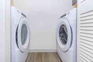 featured image of 925 W Lathrop Rd