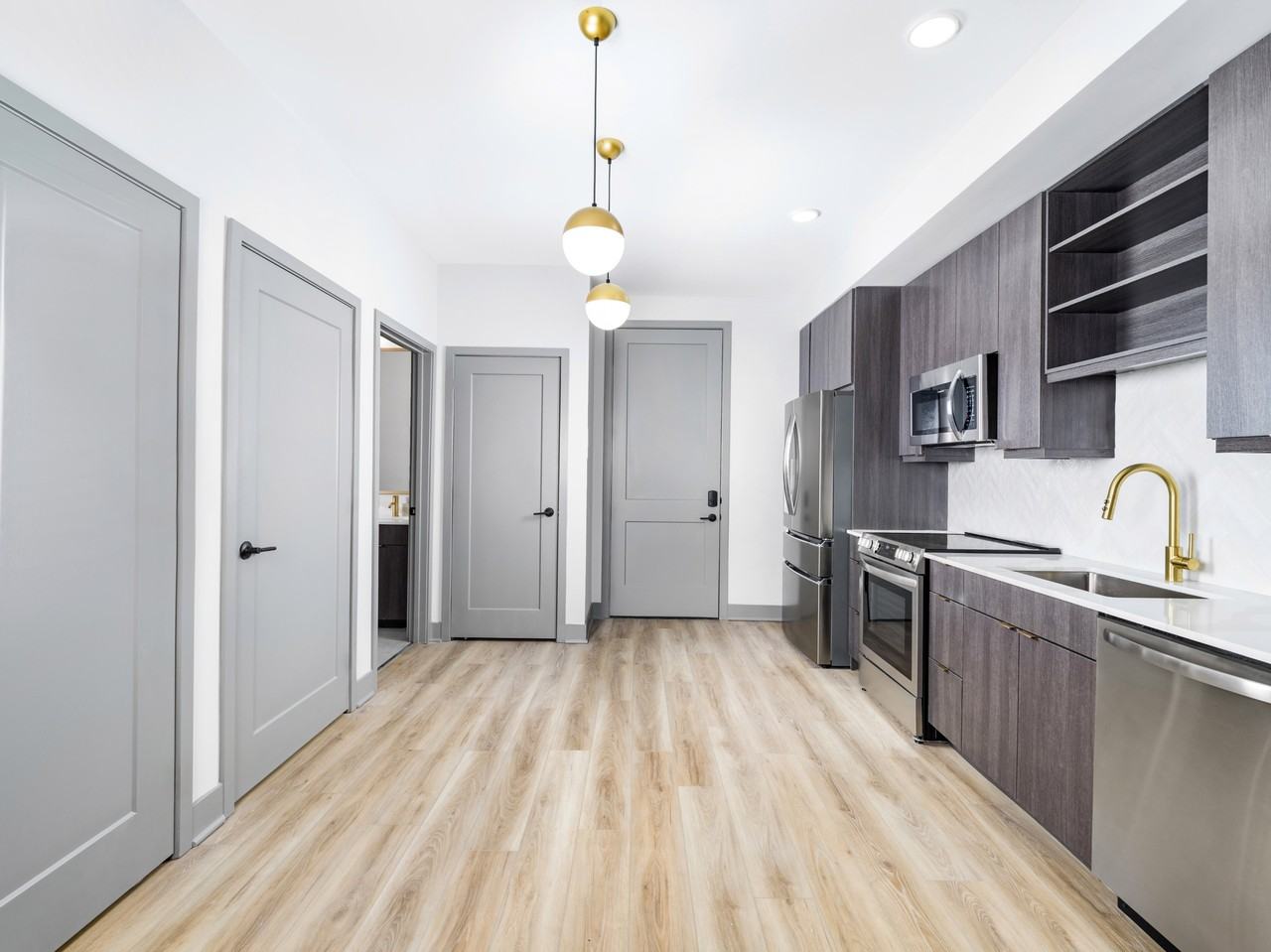 Modera Riverview - Photo 3 of 50