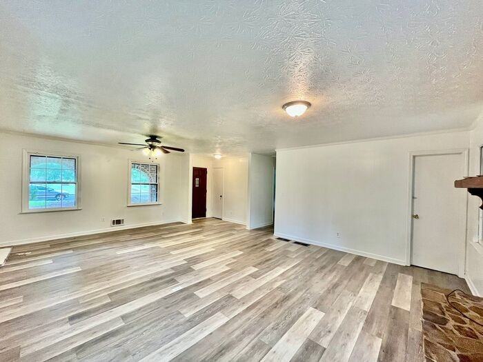 2574 Regal Cir - Photo 3 of 14