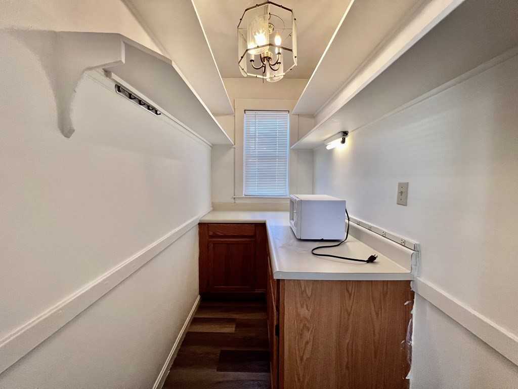 10 Greenwood Ave #12 - Photo 3 of 13