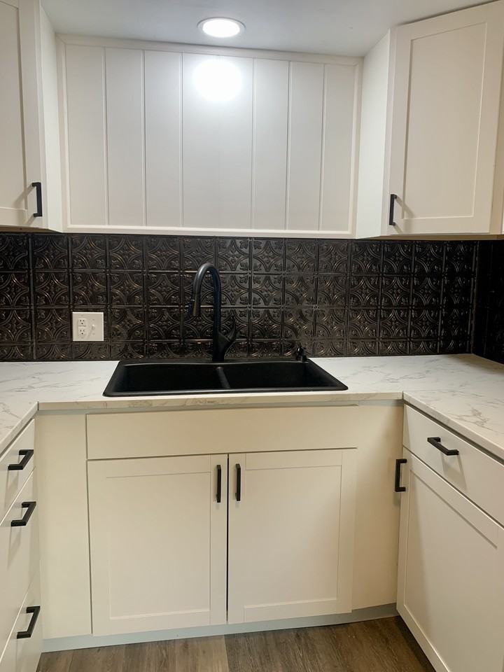 216 Parkview Ave Nw #NA - Photo 2 of 20