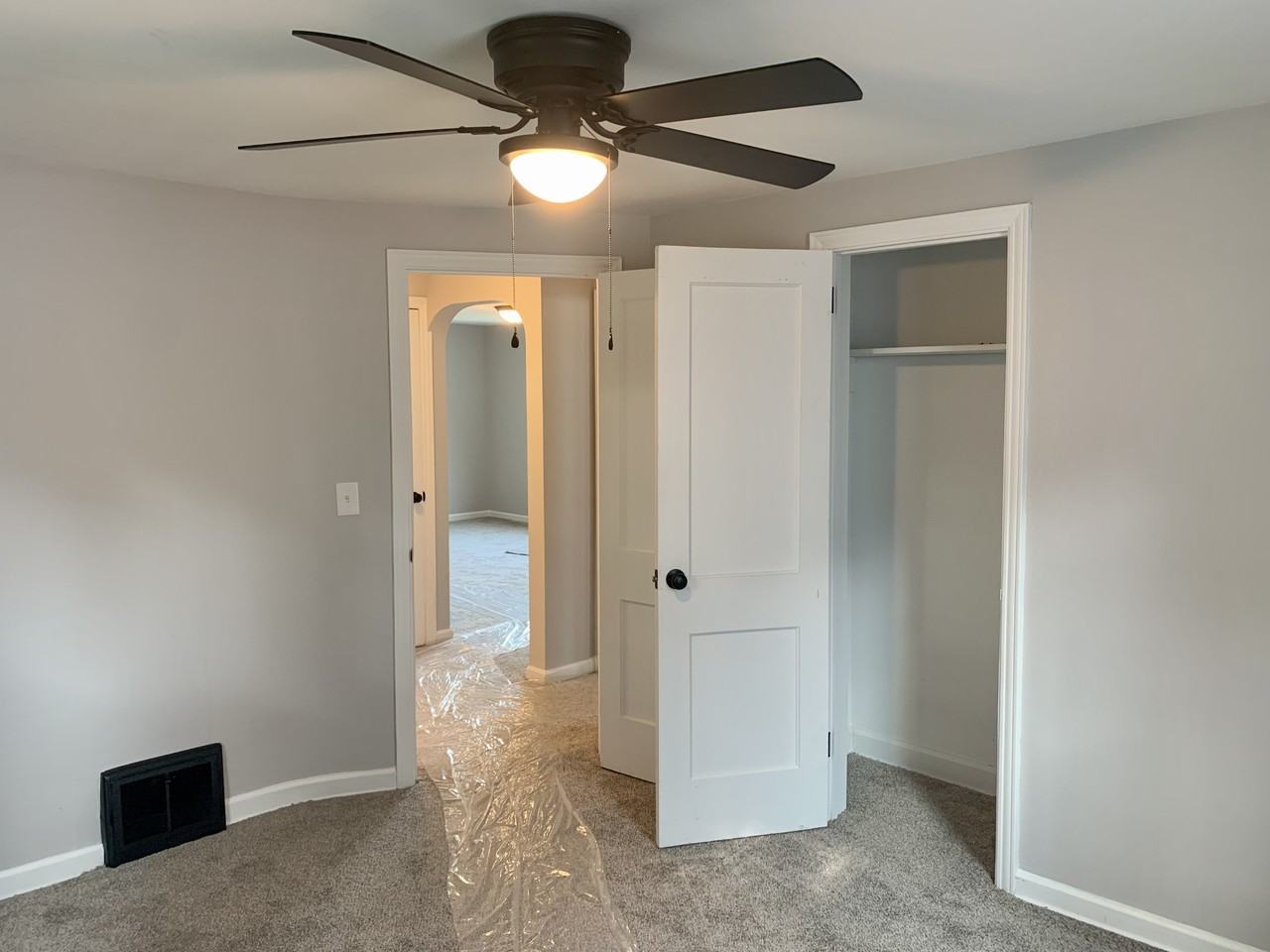 216 Parkview Ave Nw #NA - Photo 3 of 20
