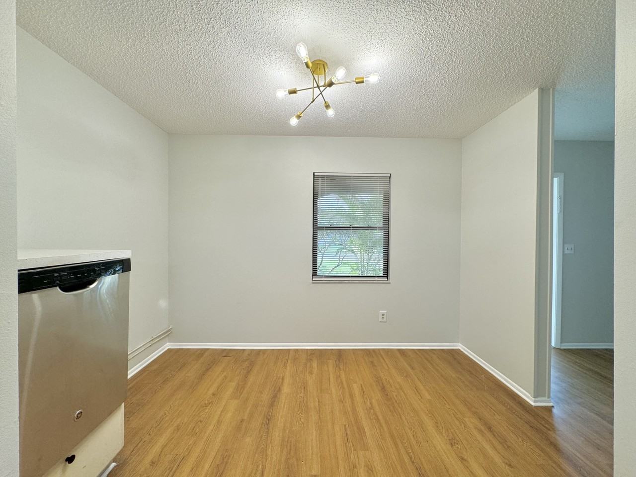 511 20th Ave W #NA - Photo 3 of 13