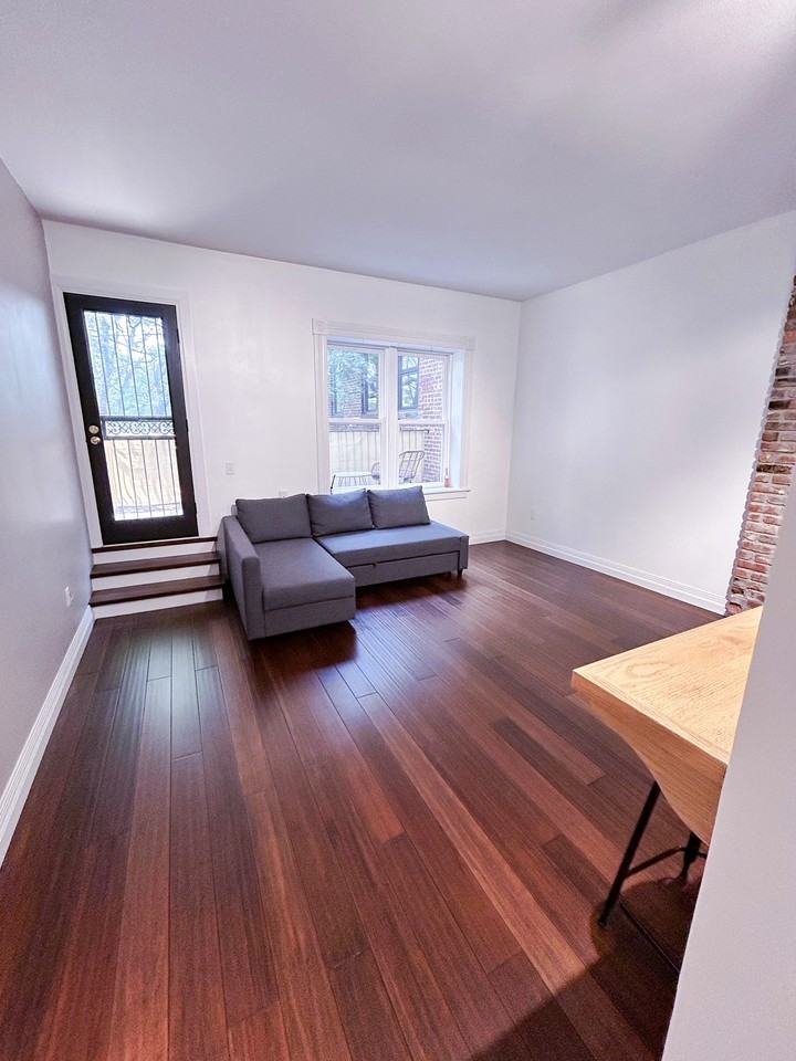 118 Washington St #U205 - Photo 6 of 14
