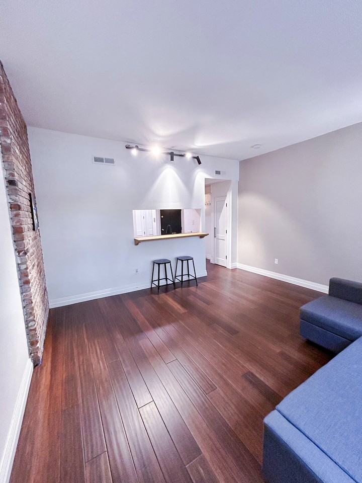 118 Washington St #U205 - Photo 7 of 14