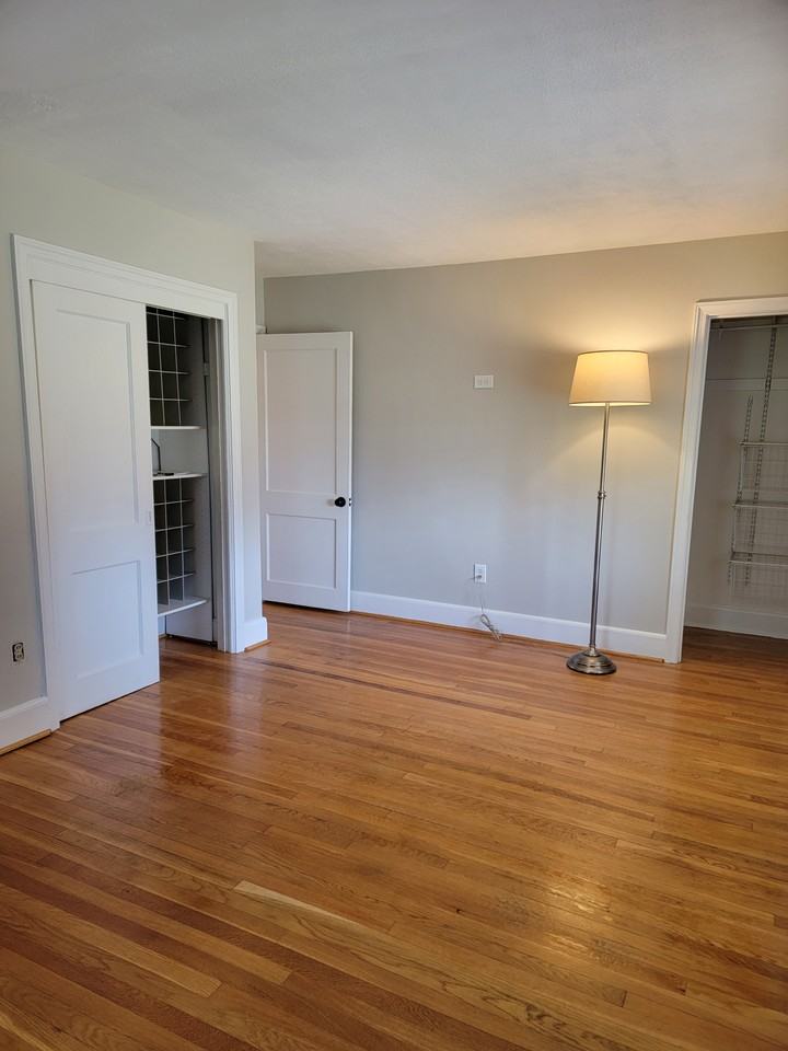 1219 Nottingham Rd #2 - Photo 6 of 14