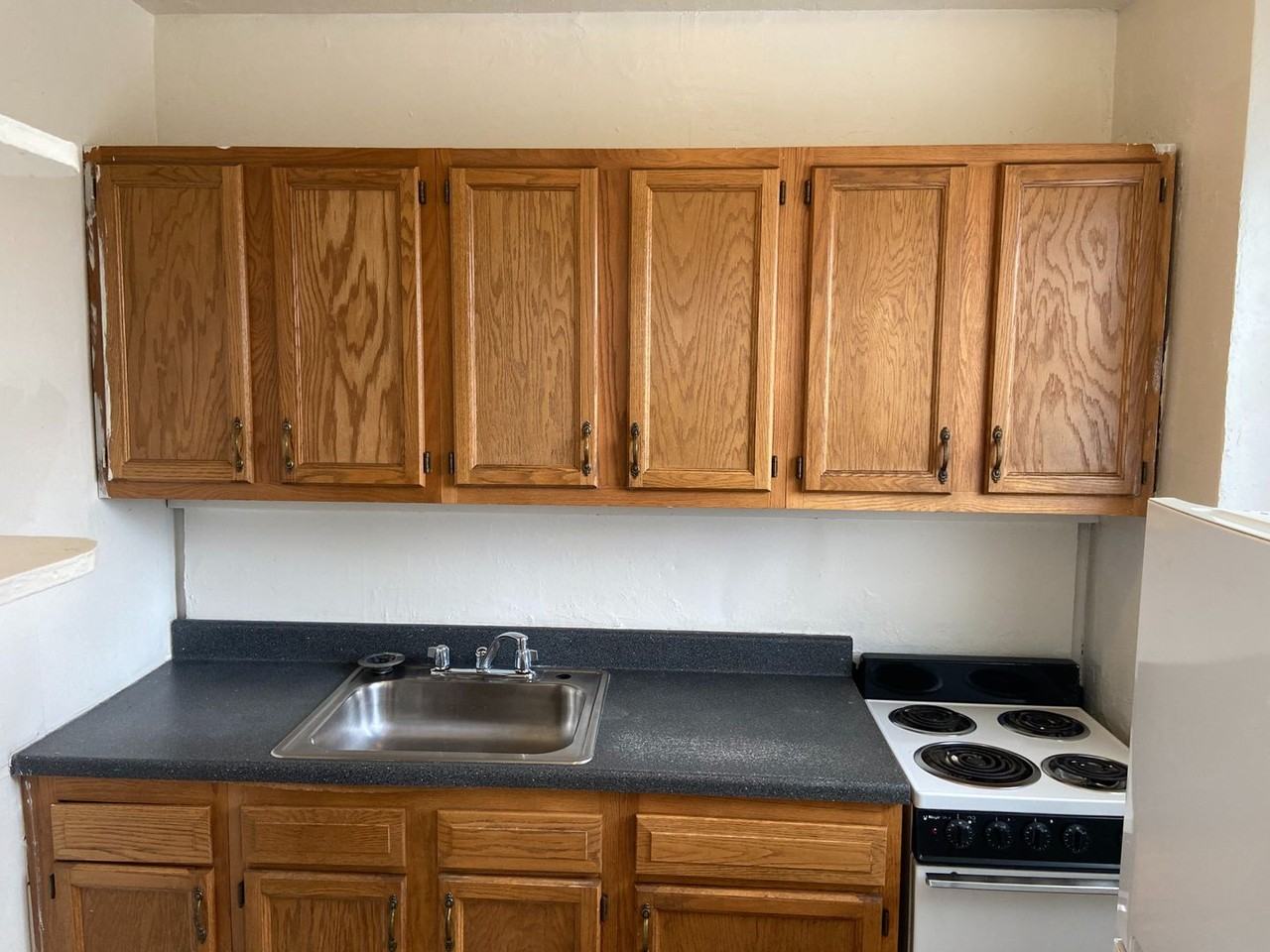 120 Glynn Ct. - FDR Seward Glynn - Photo 2 of 22