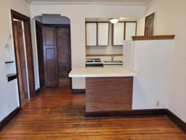 featured image of 1521 N Franklin Pl