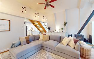 featured image of 9376 Emerald Dr