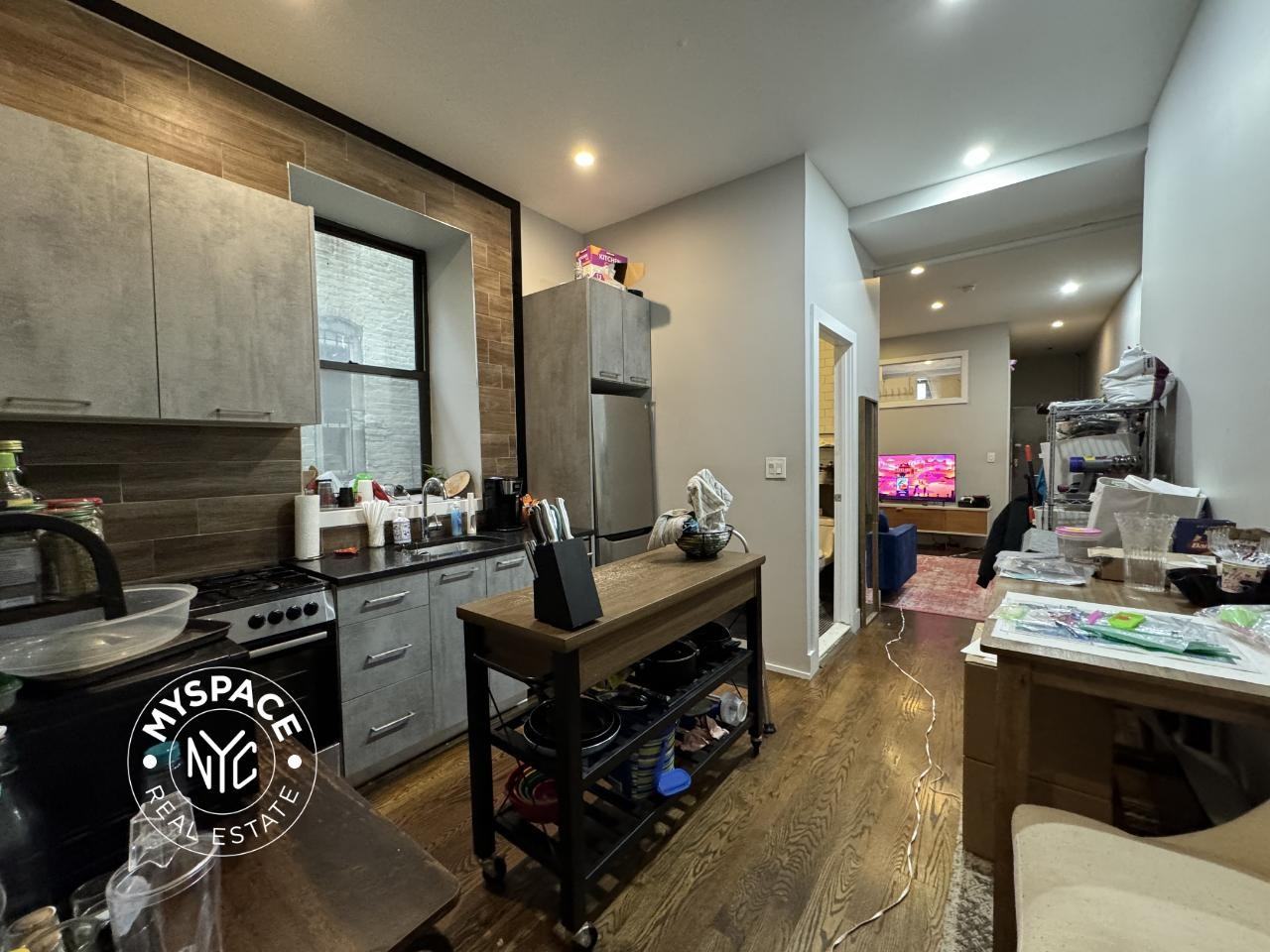 210 Humboldt St #25 - Photo 4 of 7