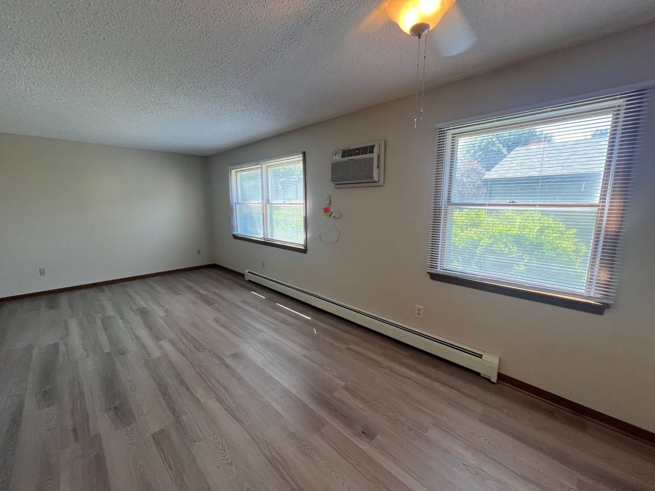 1846 37th St Nw - Photo 5 of 19