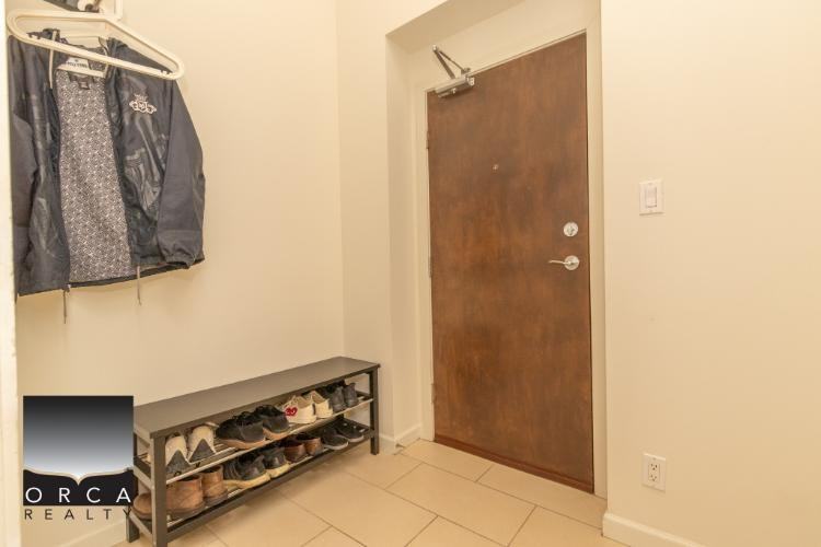 11 East Royal Ave - Photo 2 of 34